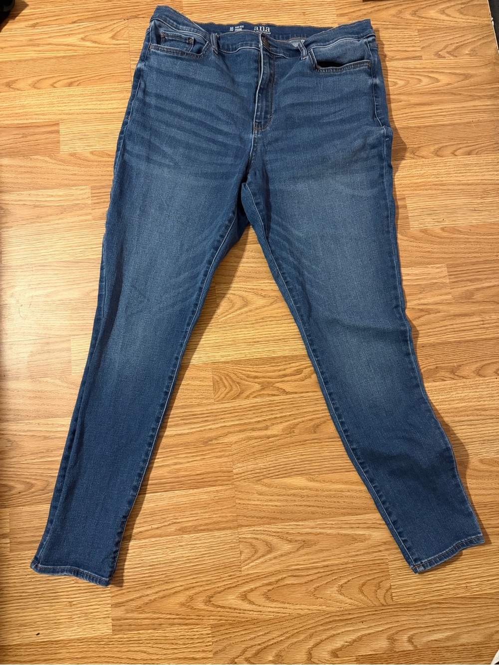 a.n.a Women’s Skinny Jeans in Dark Blue Wash